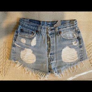 Furst Of A Kind|Levi’s Distressed Jean Shorts